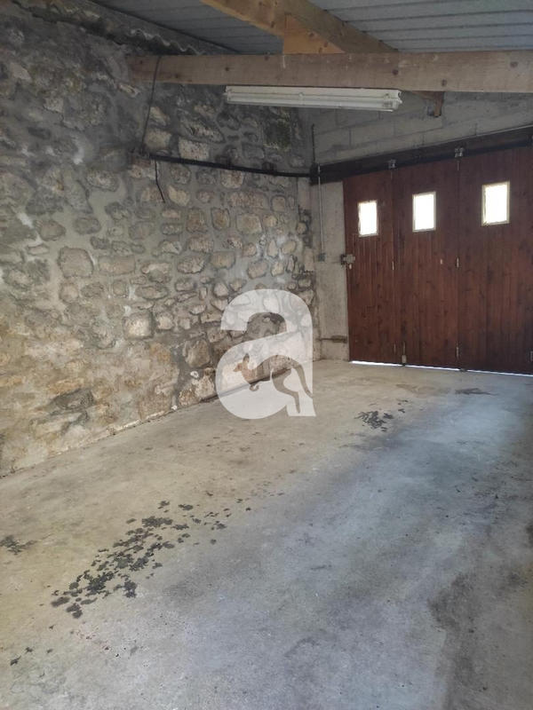 Maison ancienne - 97 m² - 4 pièces