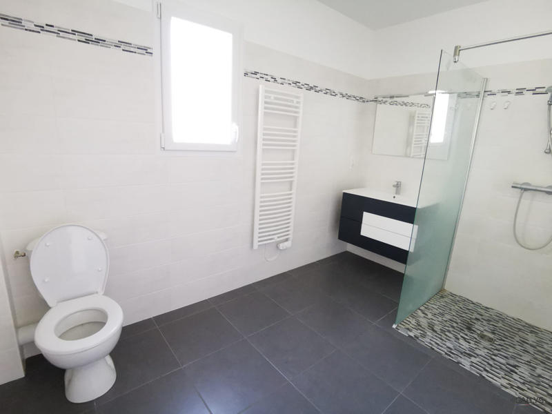 Maison - 98 m² - 4 pièces