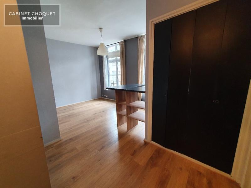 Studio - 24 m² - 1 pièce