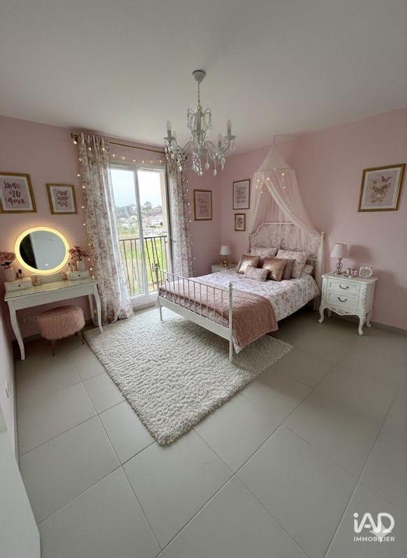 Maison - 96 m² - 5 pièces