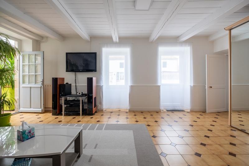 Maison en pierre - 171 m² - 7 pièces