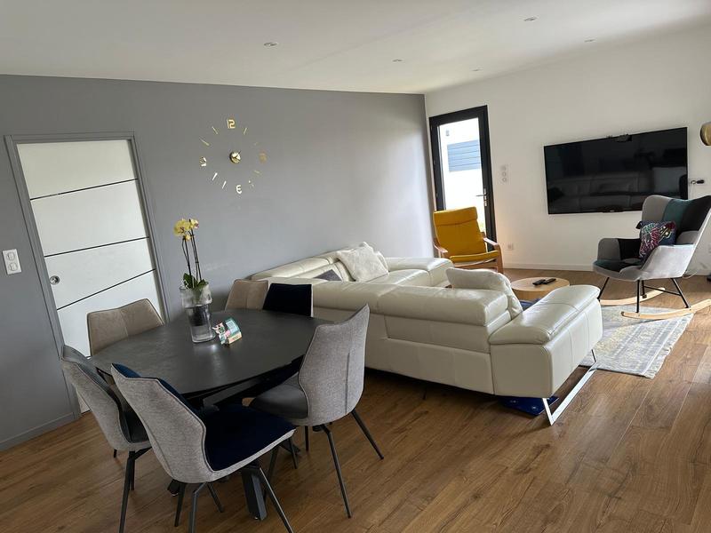 Maison contemporaine - 104 m² - 4 pièces