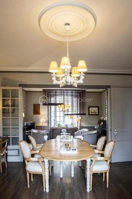 Demeure - 506 m² - 20 pièces