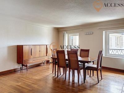 Appartement - 97 m² - 4 pièces