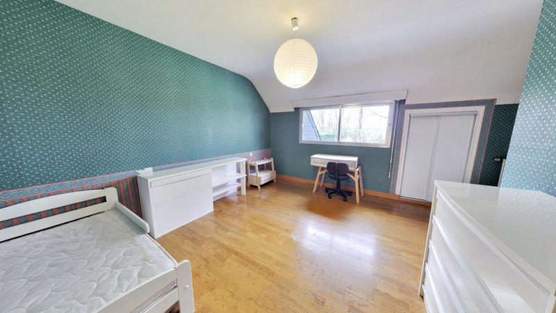 Maison - 178 m² - 9 pièces