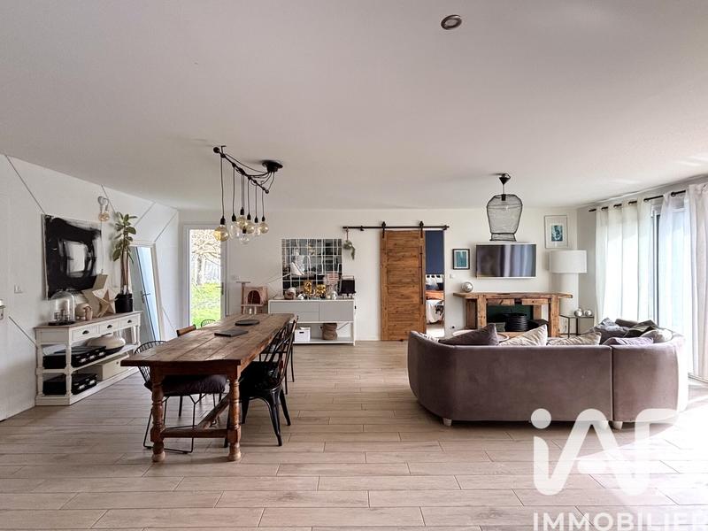 Maison - 130 m² - 6 pièces