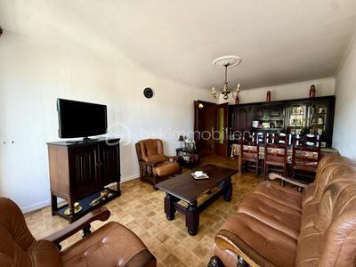 Appartement - 74 m² - 3 pièces