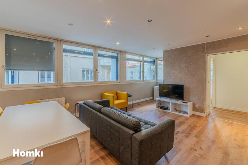 Appartement - 80 m² - 4 pièces