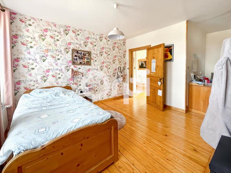 Maison - 130 m² - 5 pièces