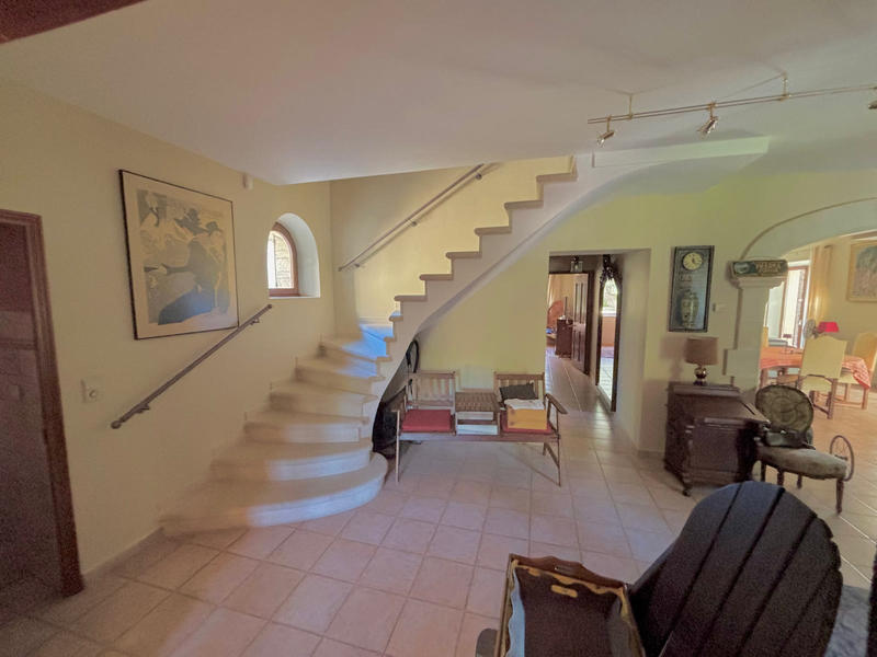 Maison - 190 m² - 7 pièces