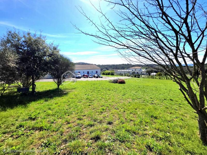 Villa - 390 m² - 12 pièces