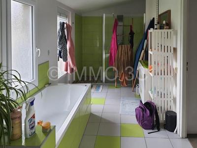 Maison - 313 m² - 11 pièces