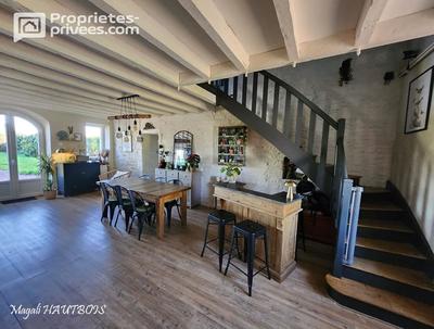 Maison - 152 m² - 8 pièces