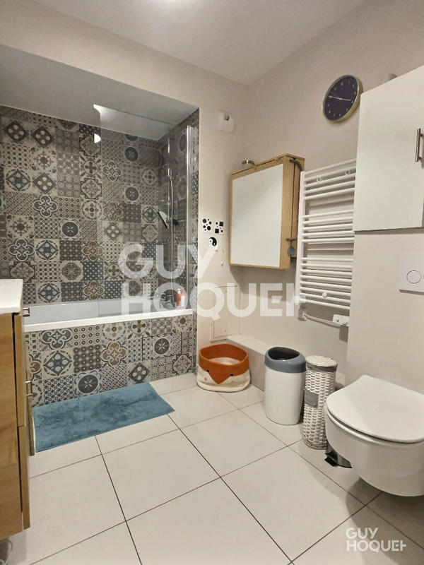 Appartement - 75 m² - 4 pièces