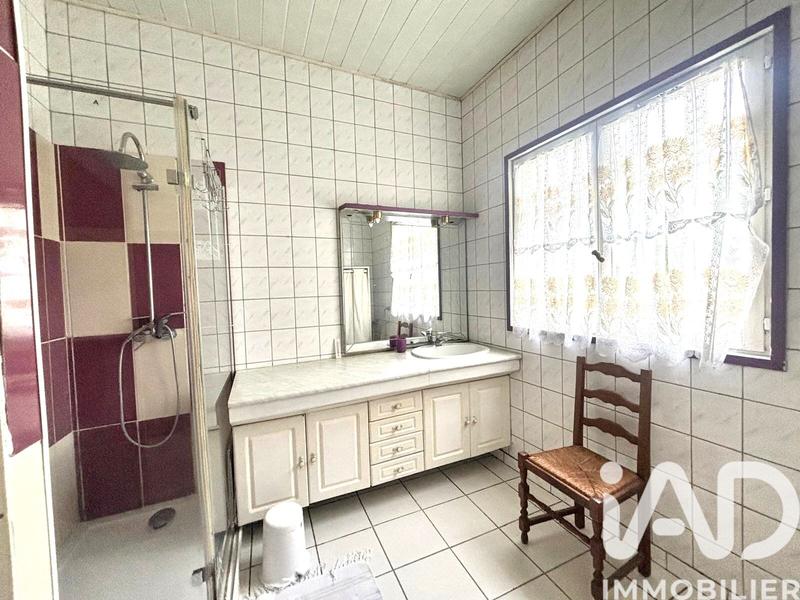 Maison - 186 m² - 7 pièces