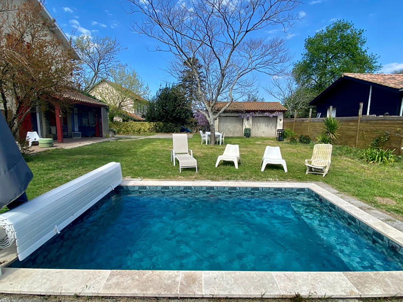 Maison - 190 m² - 9 pièces