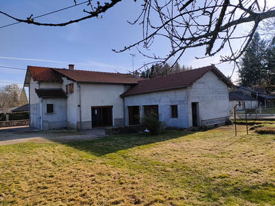 Maison - 154 m² - 8 pièces