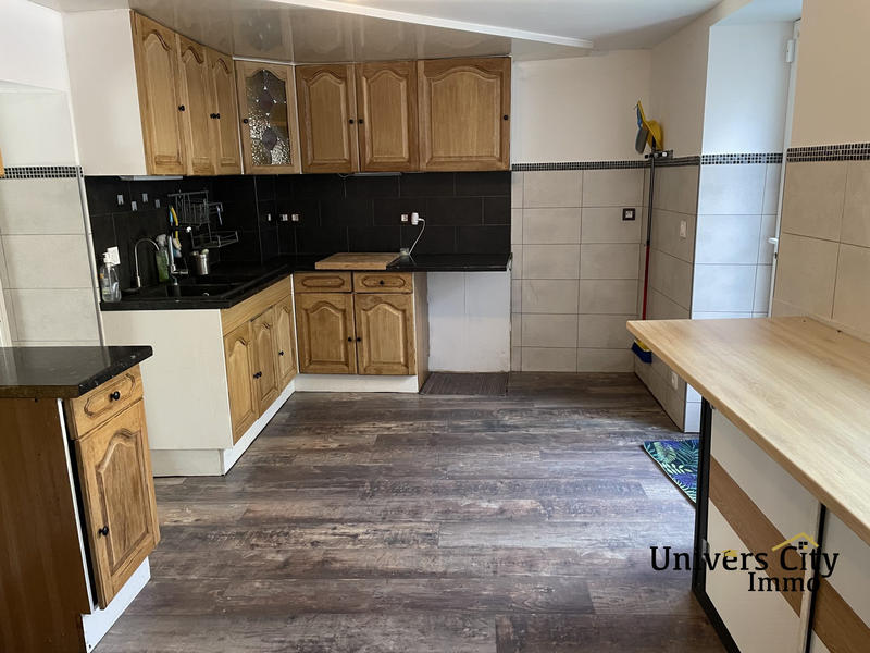 Maison ancienne - 136 m² - 6 pièces