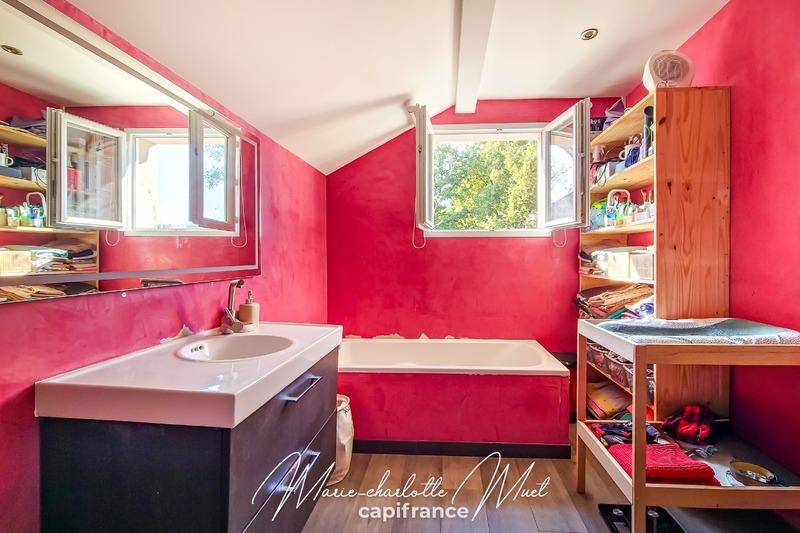 Maison - 122 m² - 5 pièces