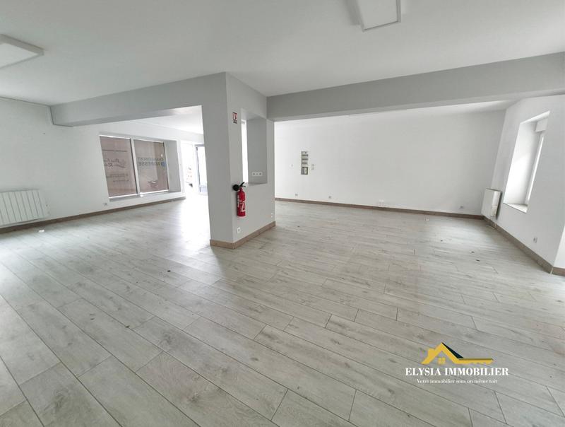Local commercial - 76 m² - 2 pièces