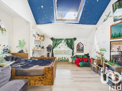 Maison - 360 m² - 13 pièces