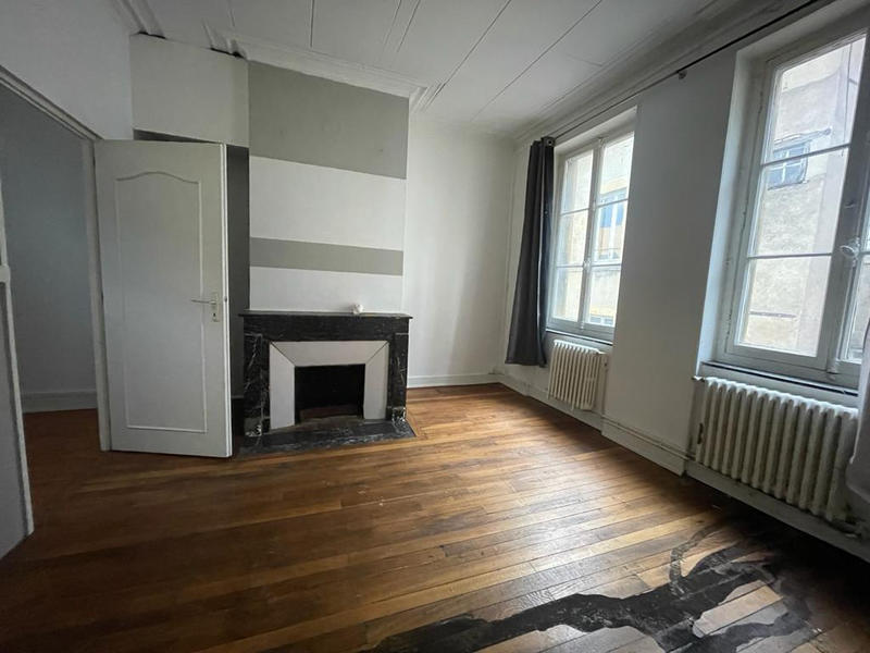 Immeuble - 186 m² - 9 pièces