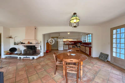 Maison - 90 m² - 3 pièces