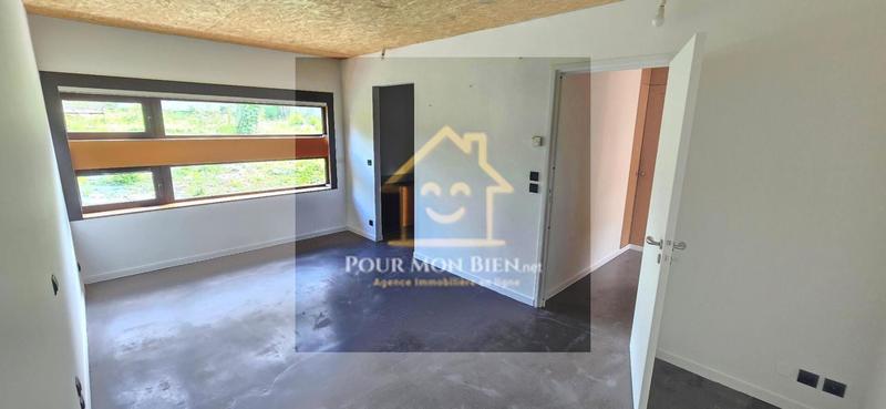 Maison - 163 m² - 7 pièces