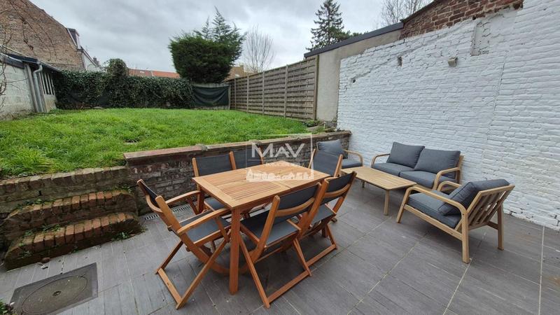 Maison - 88 m² - 4 pièces