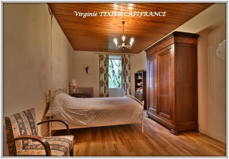 Maison - 226 m² - 8 pièces