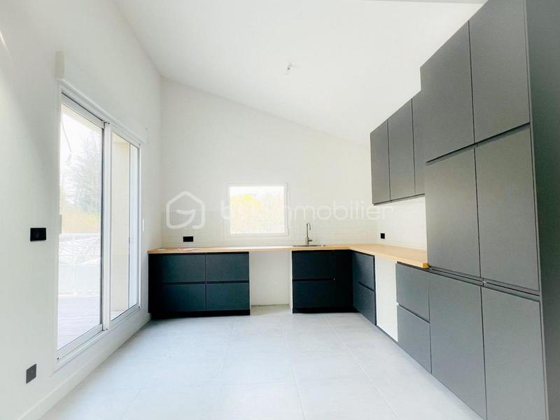 Maison - 97 m² - 4 pièces