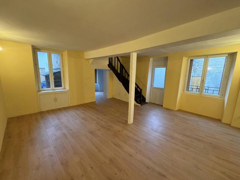 Maison - 84 m² - 4 pièces