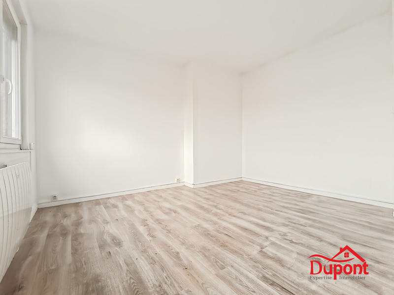 Maison - 92 m² - 5 pièces