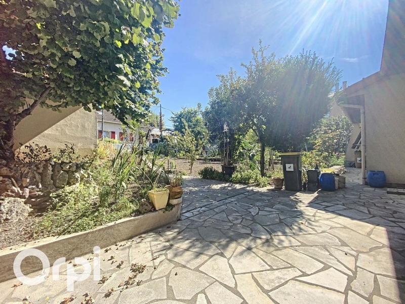 Maison - 90 m² - 3 pièces