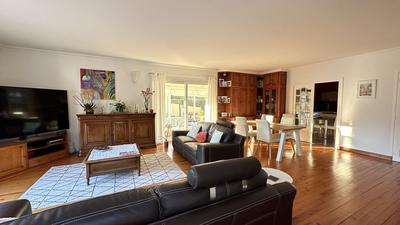 Maison contemporaine - 182 m² - 5 pièces