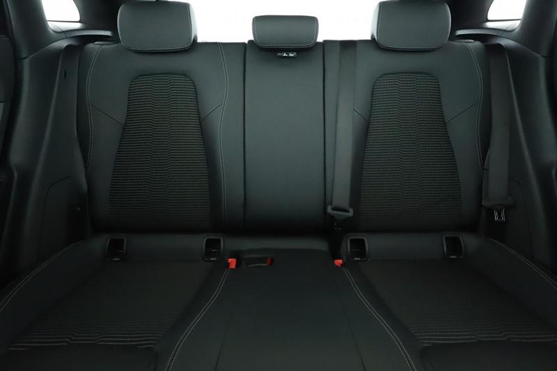 Mercedes Gla 200 Progressive Line 7g-Dct 163 ch