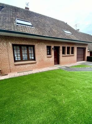 Maison - 260 m² - 7 pièces