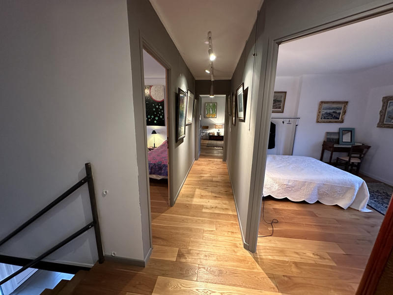 Propriété - 232 m² - 7 pièces