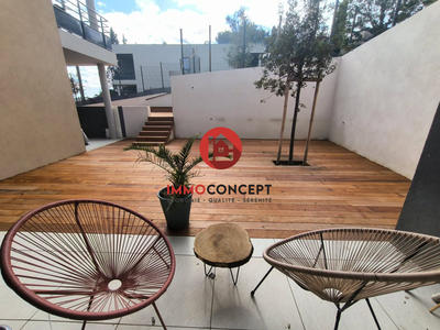 Appartement - 80 m² - 3 pièces