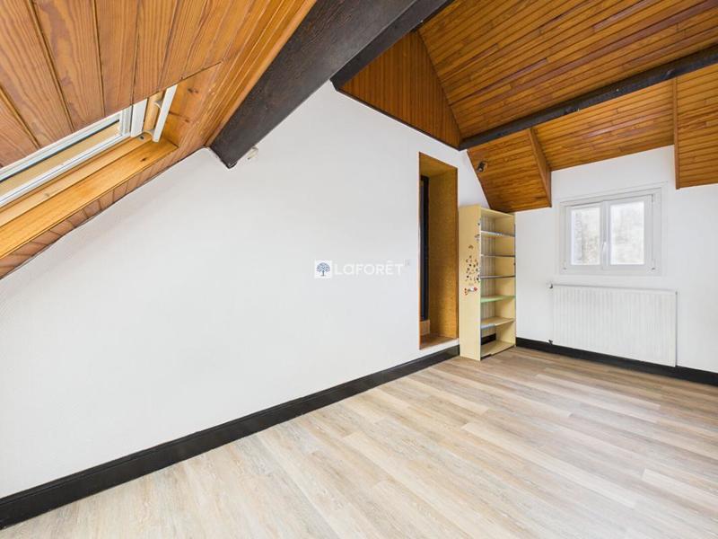 Moulin - 103 m² - 5 pièces