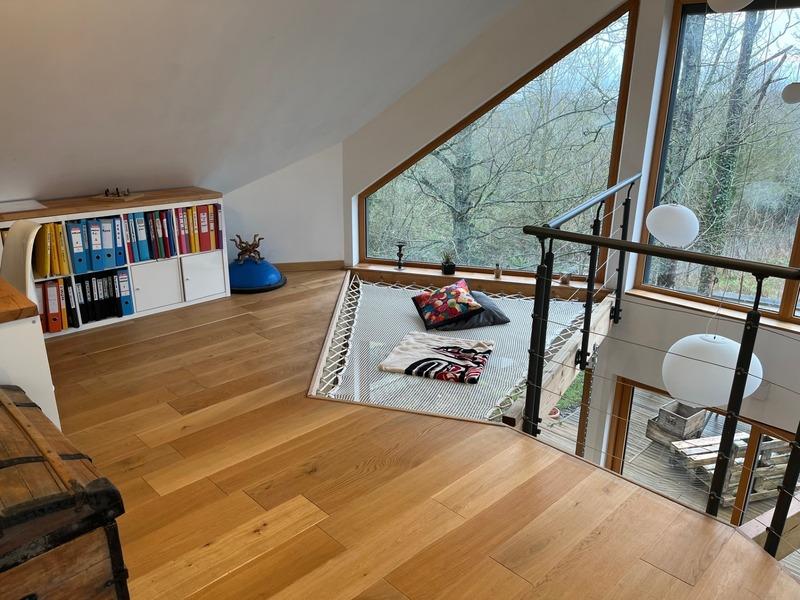 Maison - 213 m² - 7 pièces
