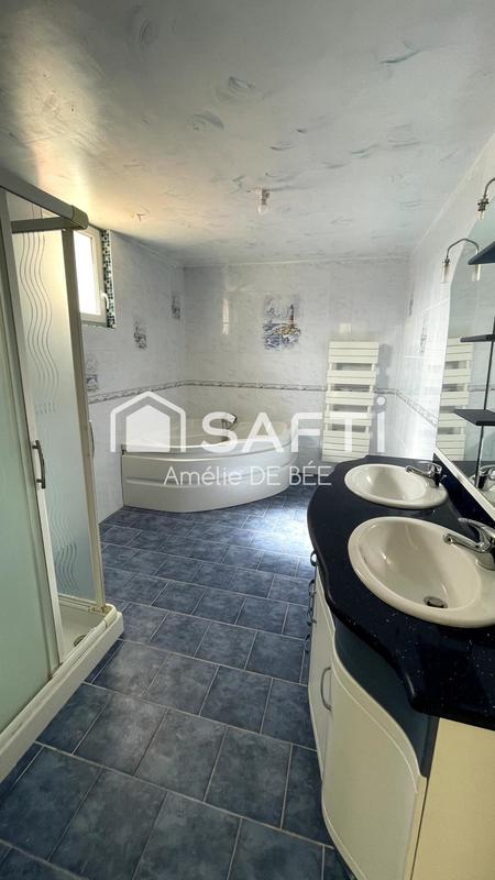 Maison - 170 m² - 6 pièces