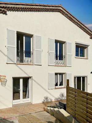 Maison - 200 m² - 7 pièces