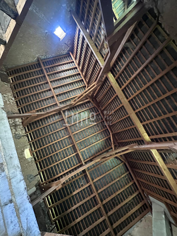 Maison - 93 m² - 1 pièce