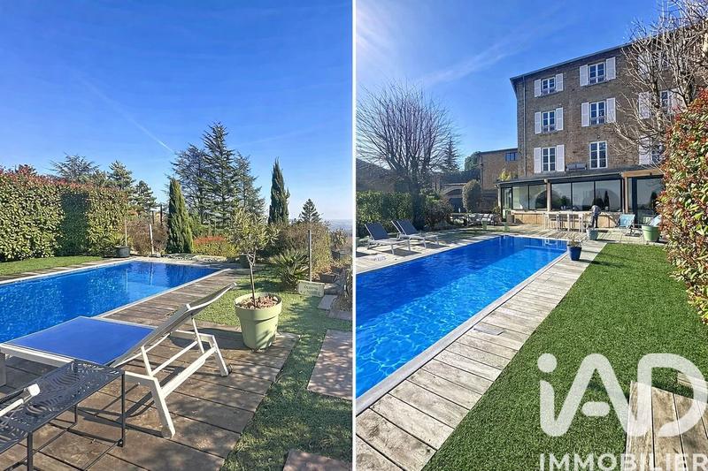 Maison - 247 m² - 9 pièces