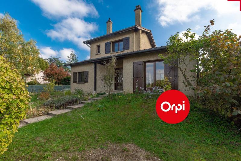 Maison - 179 m² - 5 pièces