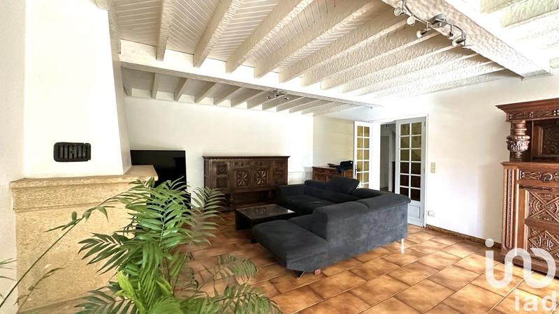 Maison - 260 m² - 9 pièces