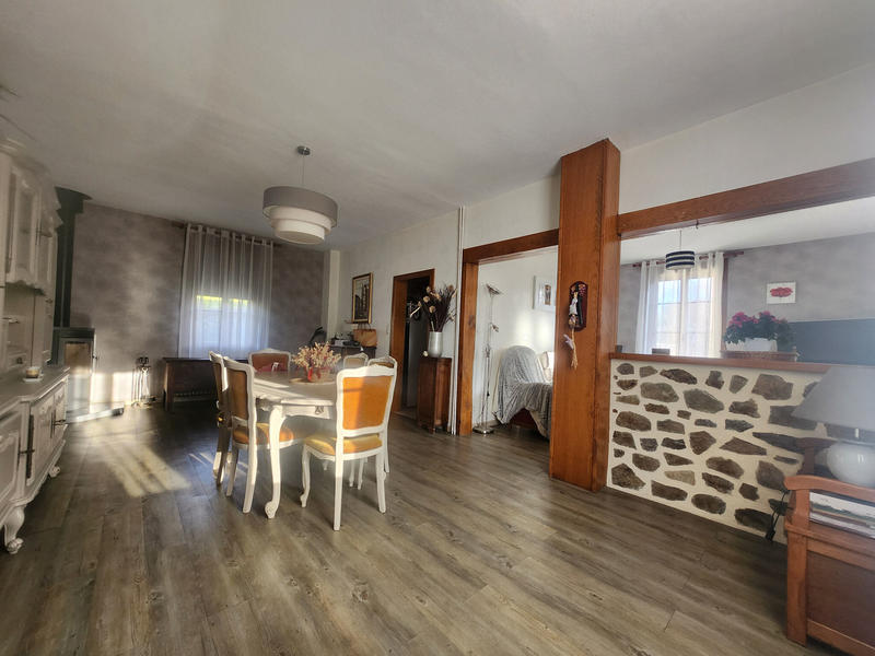 Maison - 89 m² - 4 pièces