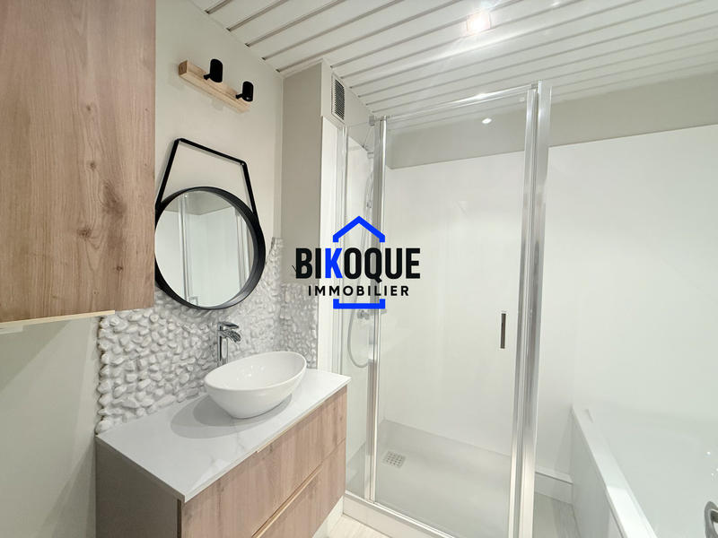 Appartement - 98 m² - 4 pièces