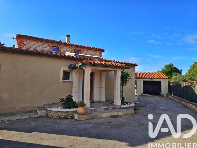 Maison - 255 m² - 9 pièces